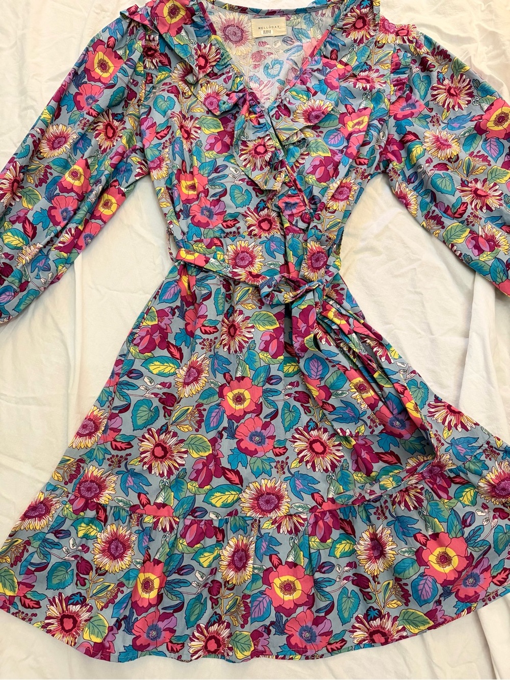 MELLODAY Multicolor Floral Wrap Mini Dress in Blue, Pink, Yellow